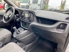 Fahrzeugabbildung Fiat Doblo MAXI SX KAMERA NAVI AAC GRA NSW L+R SENSOR