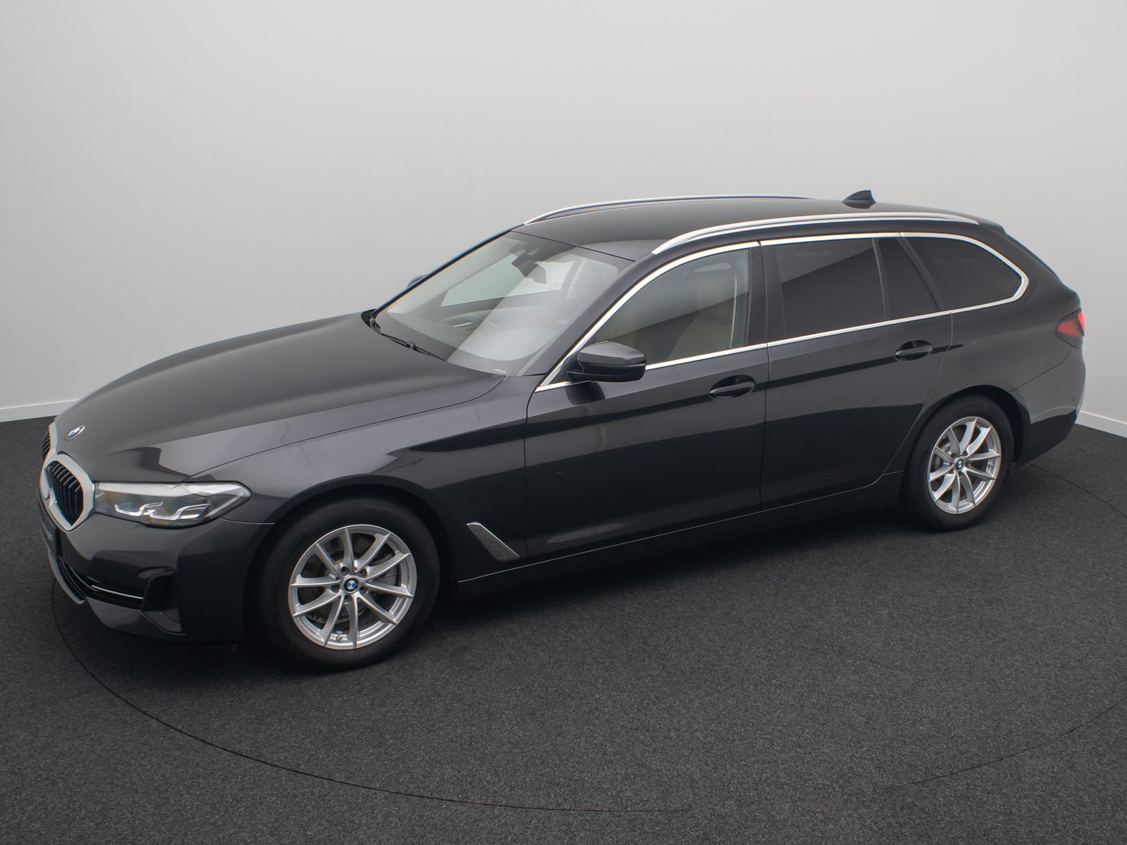 Fahrzeugabbildung BMW 520d Alarm DAB Kamera 4xKlima CockpitPlus Leder