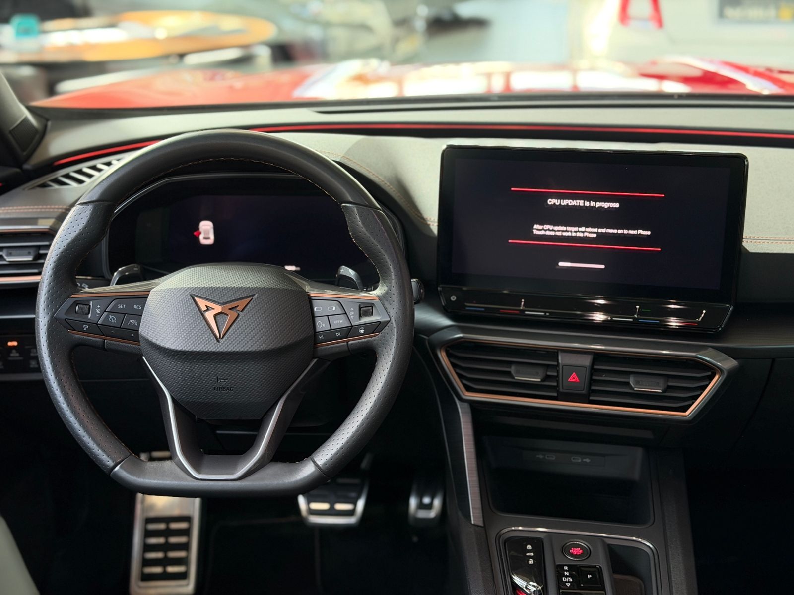 Fahrzeugabbildung CUPRA Formentor VZ e-Hybrid AHK PANO LEDER 19"