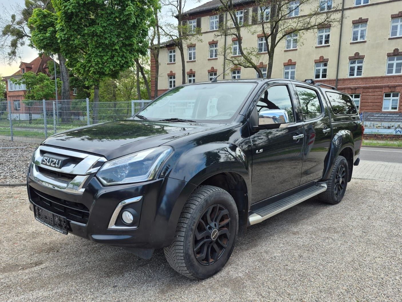 ISUZU D-Max