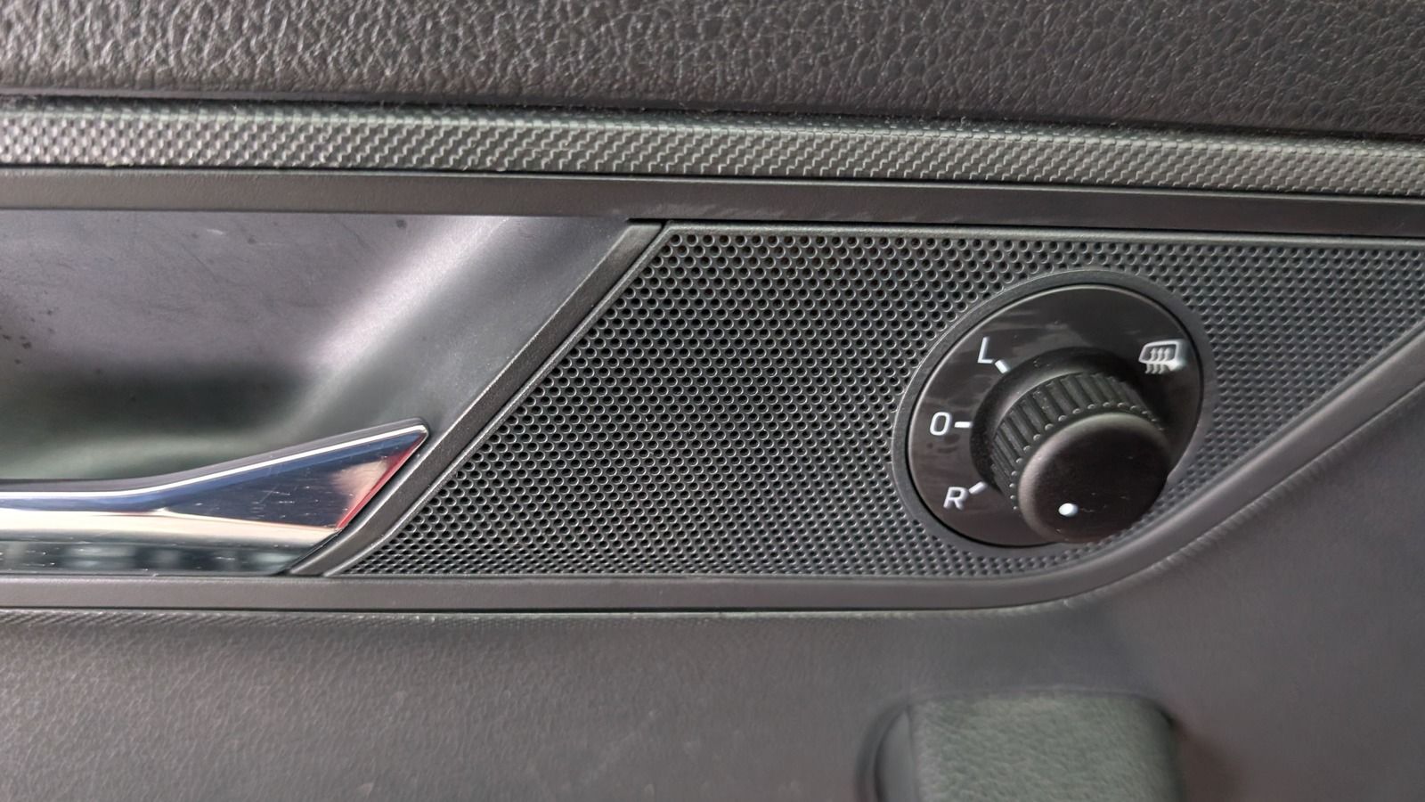 Fahrzeugabbildung SKODA Fabia Combi 1.0 TSI * LED * SHZ Monte Carlo