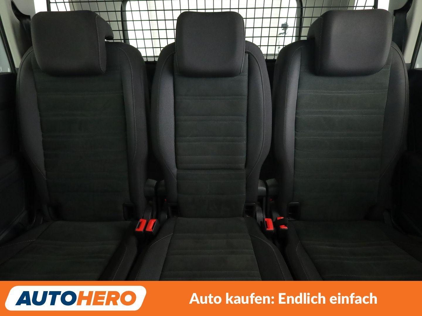 Volkswagen Touran 2.0 TDI Highline BlueMotion Aut.*ACC*PDC