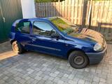Renault Clio 1.2 TÜV 10/25 Ez 2000 Anfänge... - Renault Clio aus 2000: 1.2