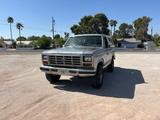 Ford Bronco XLT - graue Ford Bronco