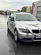 BMW 318i -