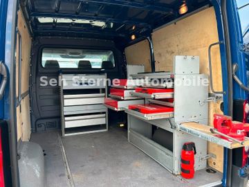 Volkswagen Crafter - 11