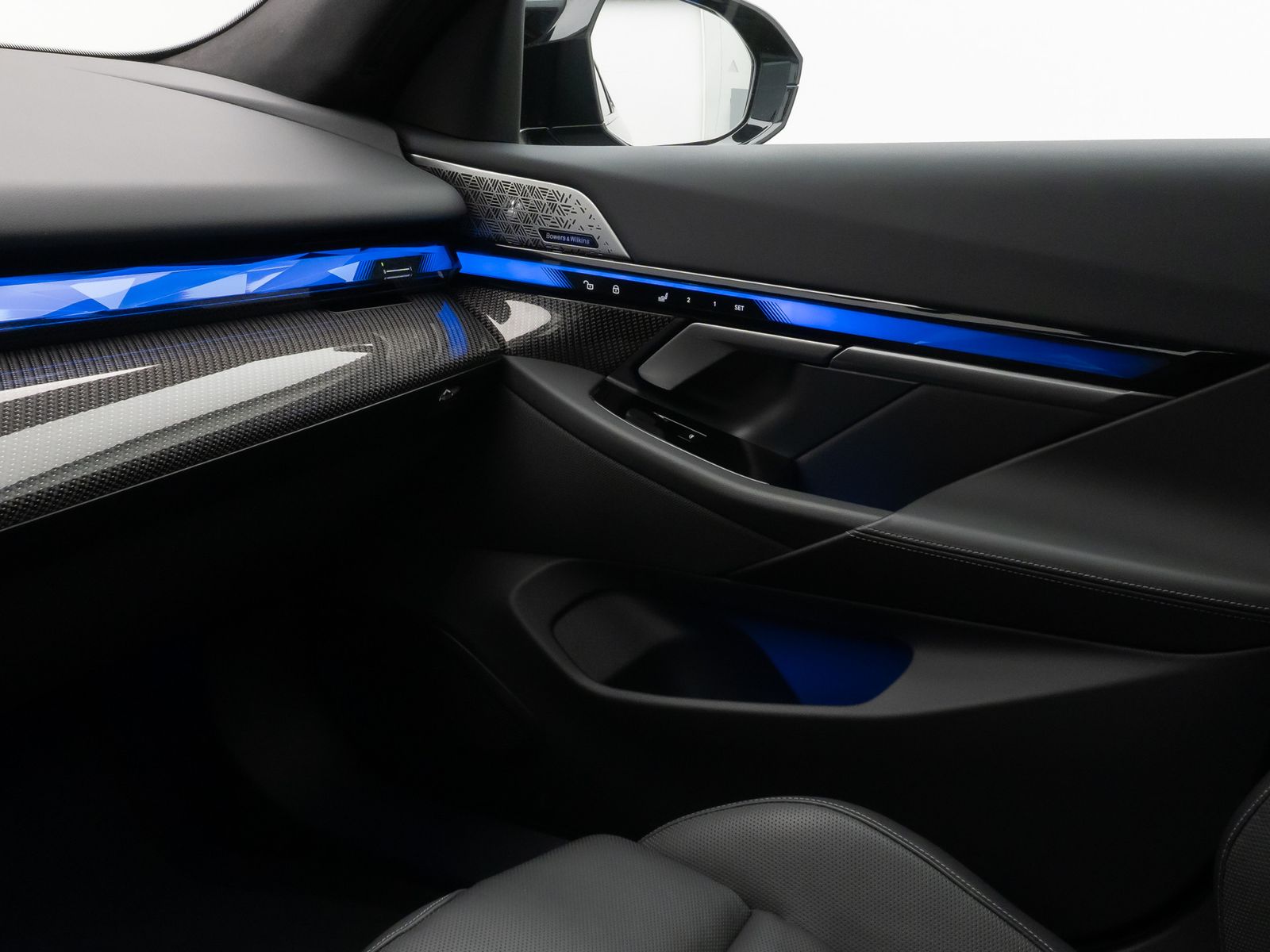 Fahrzeugabbildung BMW M5 xD Panorama 360°B&W HUD M-Driversp. Komfort