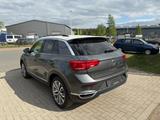 Volkswagen T-Roc IQ.DRIVE 4Motion LED/NAVI/PDC/SHZ/PANORAMA - VW T-Roc Gebrauchtwagen in Hamburg