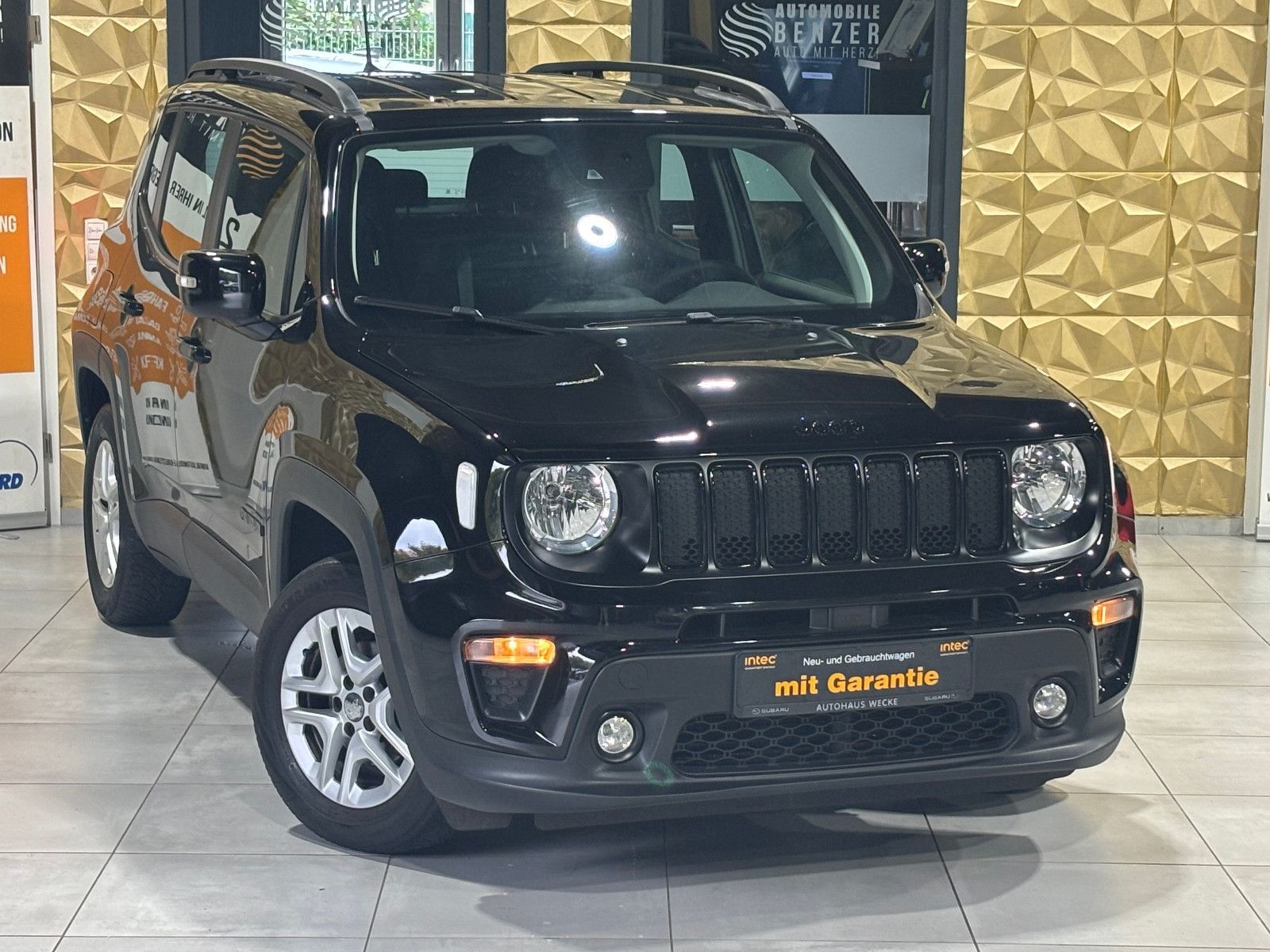 Fahrzeugabbildung Jeep Renegade Longitude//AMBIENTE/APPLE