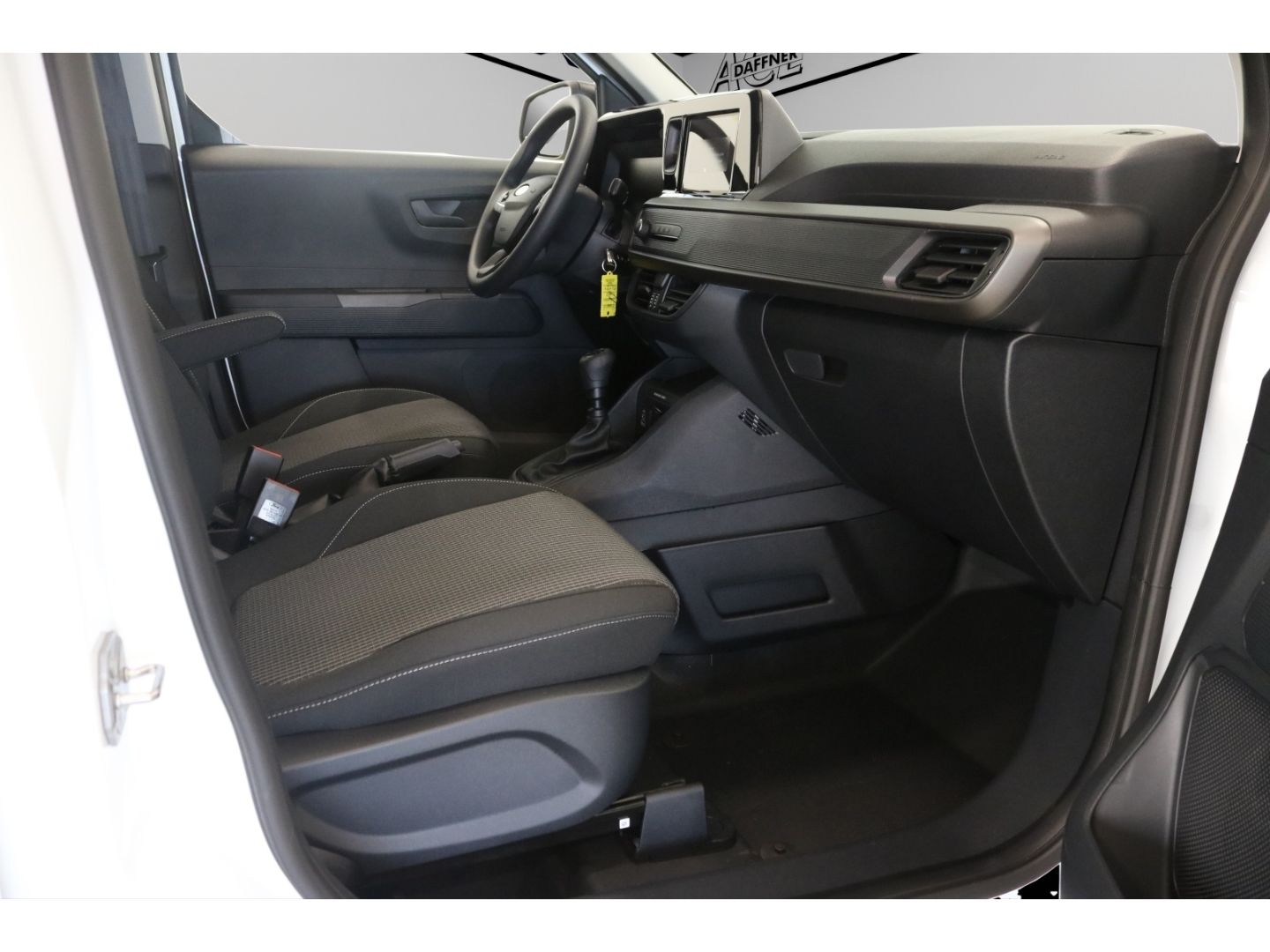 Fahrzeugabbildung Ford Transit Courier Trend 1.0 EcoBoost DAB