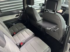 Fahrzeugabbildung Volkswagen Touran 1.5 TSI Comfortline --ACC/AHK/STHZG/17LM