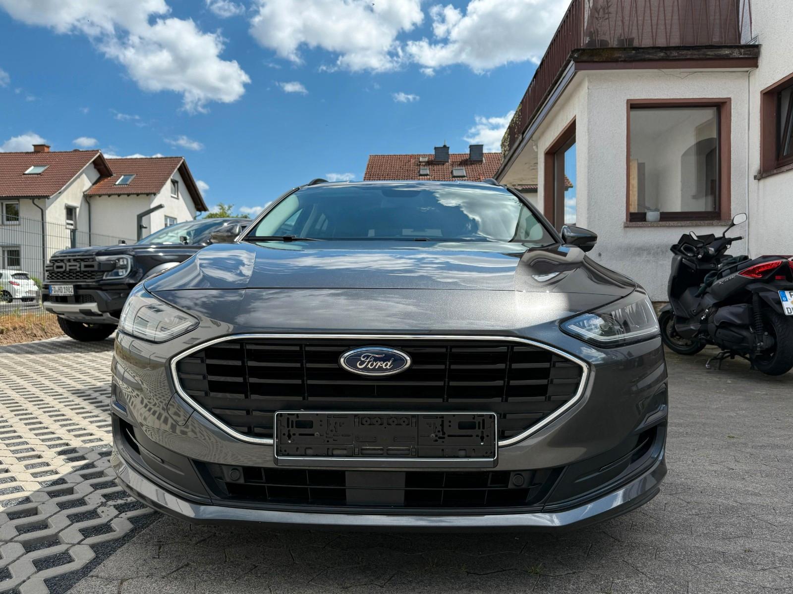 Ford Focus Turnier Cool & Connect RFK*Blis*8xAlu *ACC