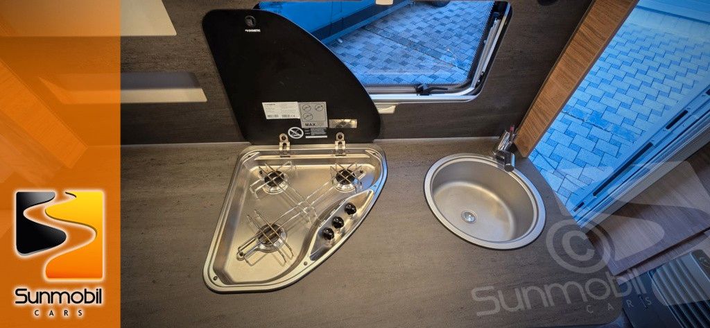 Fahrzeugabbildung Weinsberg CaraOne 420 QD 1.350 kg Ambientebeleuchtung