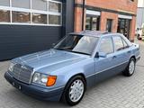 Mercedes-Benz E 200 Lim. *SCHIEBEDACH*AHK*ALUFELGEN* - gebrauchte Mercedes-Benz E 200 aus dem Jahr 1992