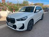 BMW iX1 xDrive30 - wie neu - BMW iX1 von privat