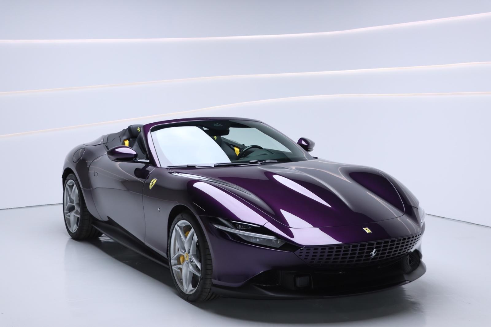Ferrari Roma Spider Viola Hongkong Giallo Carbon Daytona