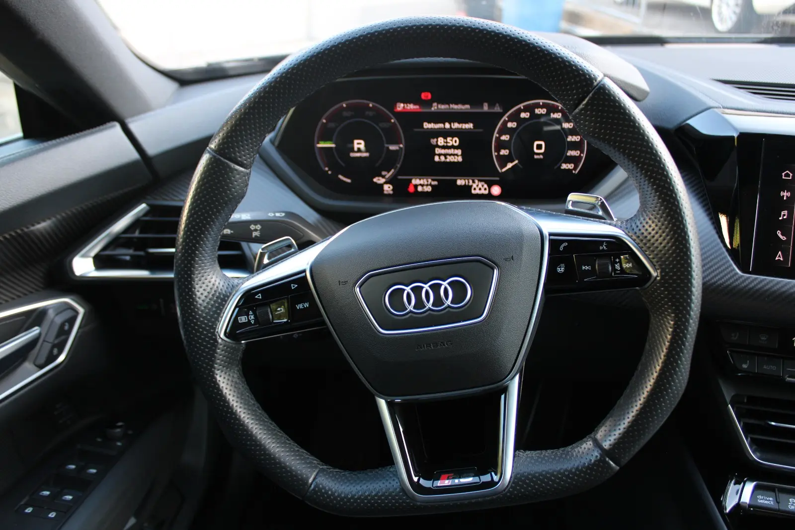 Audi e-tron GT RS  quattro