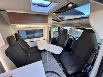 Westfalia Columbus 640 E 180 PS ATG Skyview Solar LITHIUM