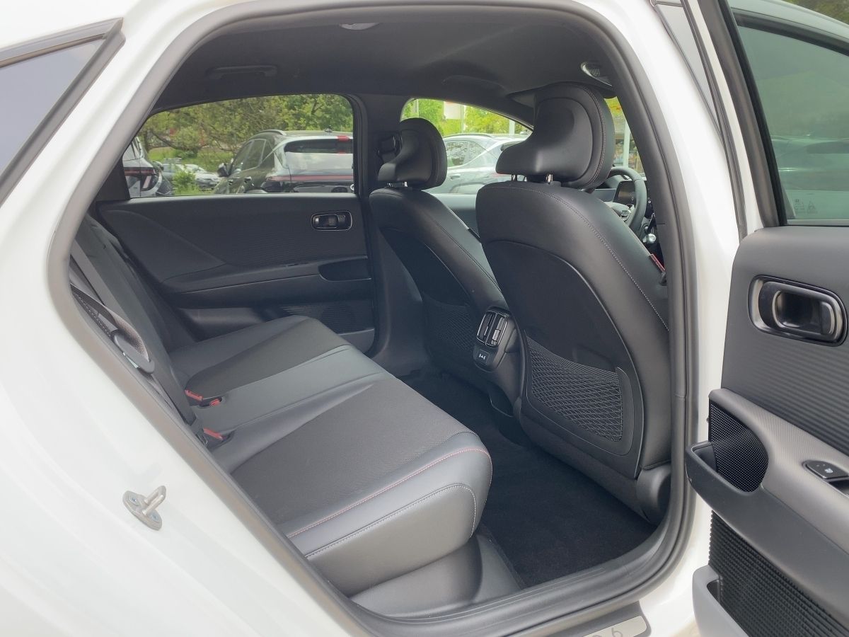 Hyundai IONIQ 6 - Bild 12
