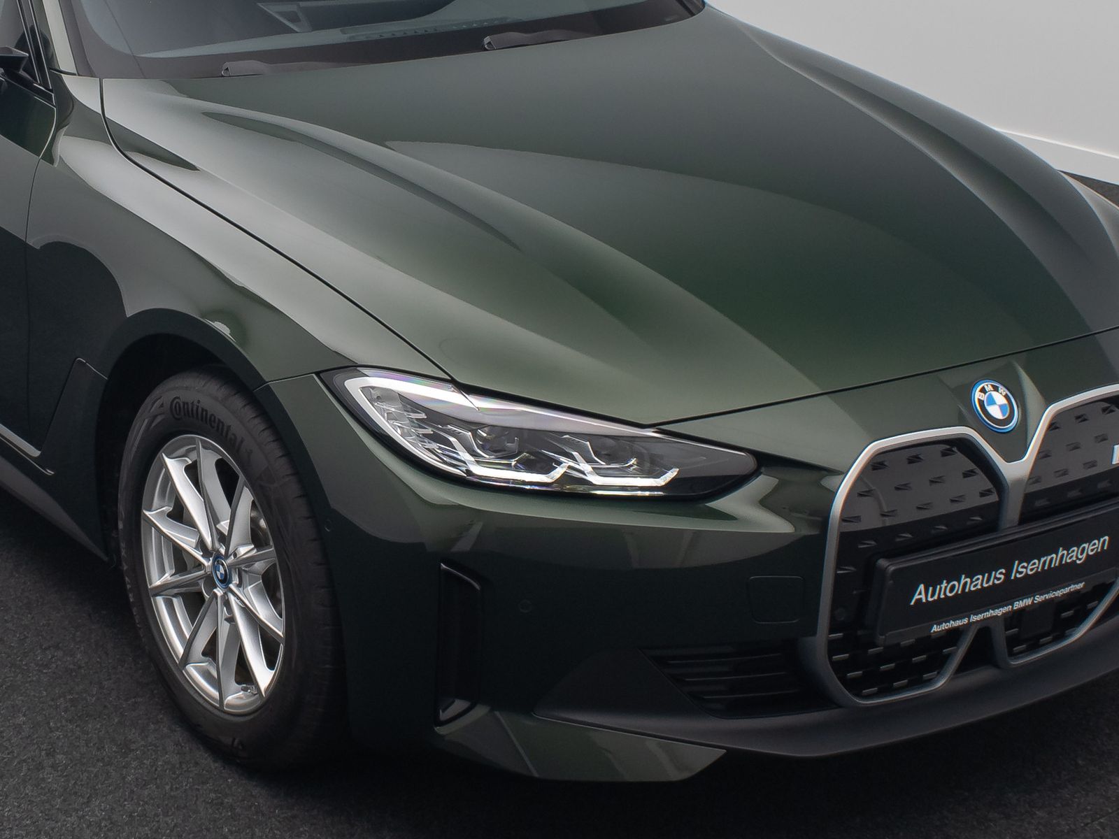 Fahrzeugabbildung BMW i4 eD35 GC Kamera GeschwindigReg DAB Widscreen