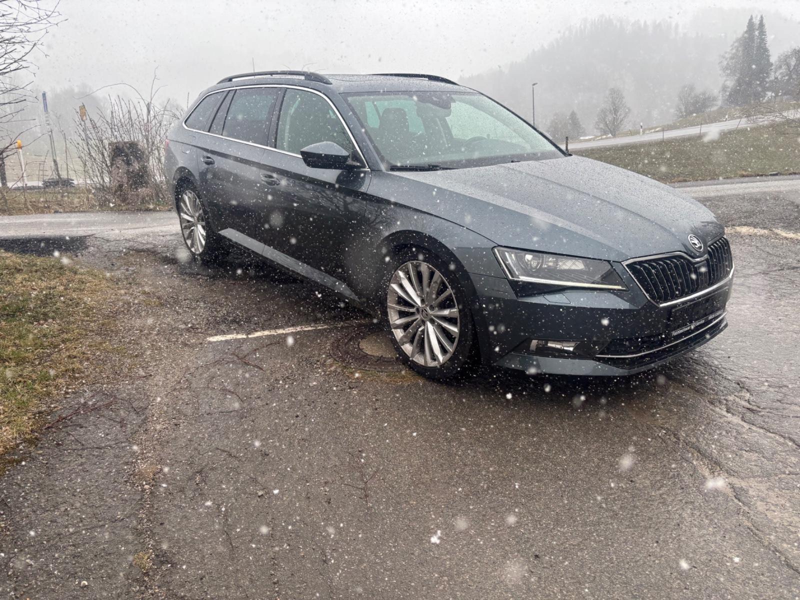 Skoda Superb Combi Ambition 4x4