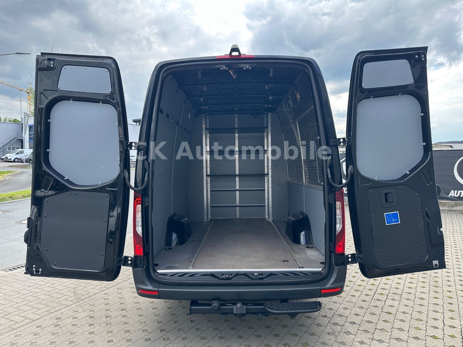 Fahrzeugabbildung Mercedes-Benz Sprinter III Kasten 316 Mixto Maxi/5 Sitze/LED