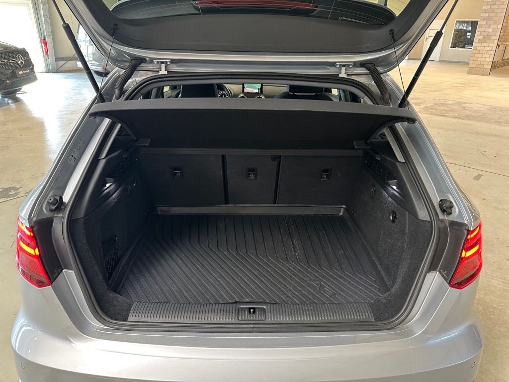 Fahrzeugabbildung Audi A3 Sportback 40 TFSI quattro sport (E6d-T) ACC