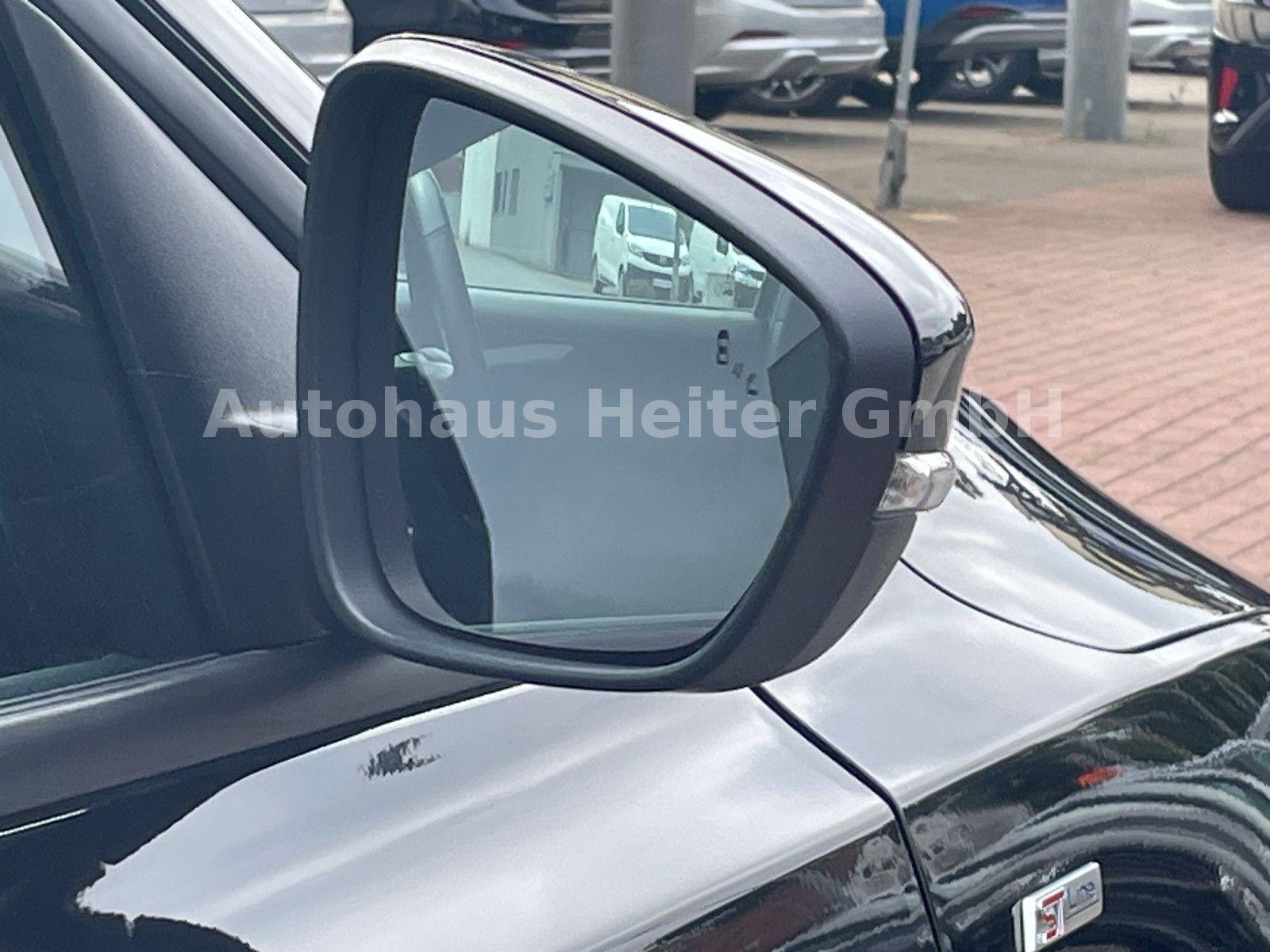 Ford Focus Lim. Automatik ST-Line / 155PS+Kamera+ACC, миниатюра 9