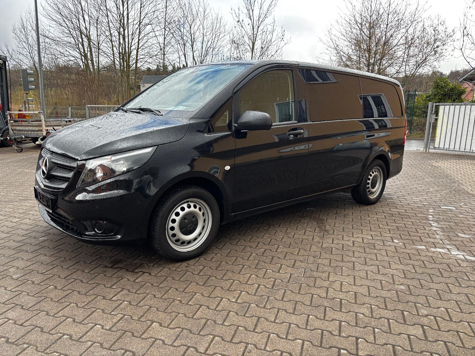 Mercedes-Benz Vito Kasten 114CDI 4x4 lang Bestattung Leichen