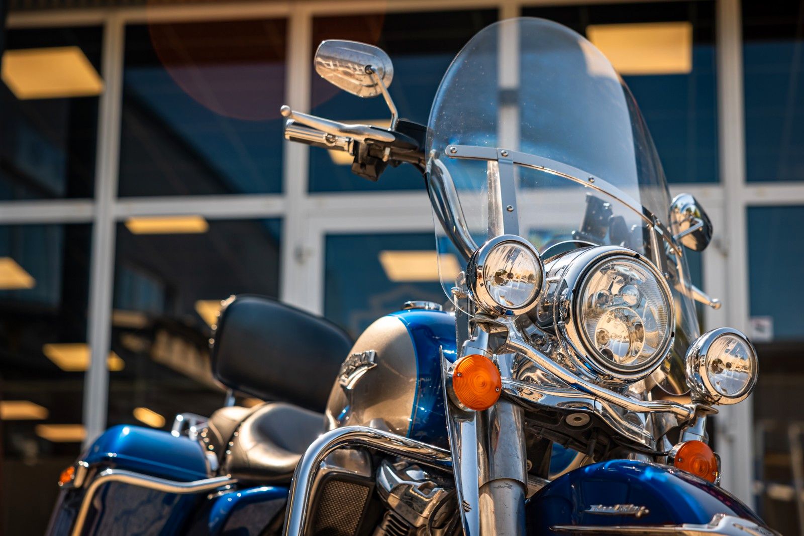 Fahrzeugabbildung Harley-Davidson FLHRC Road King Classic 107 cui -Screamin Eagle-