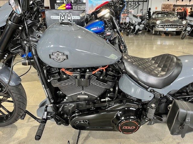 Fahrzeugabbildung Harley-Davidson FXDRS 114cui Custom Umbau