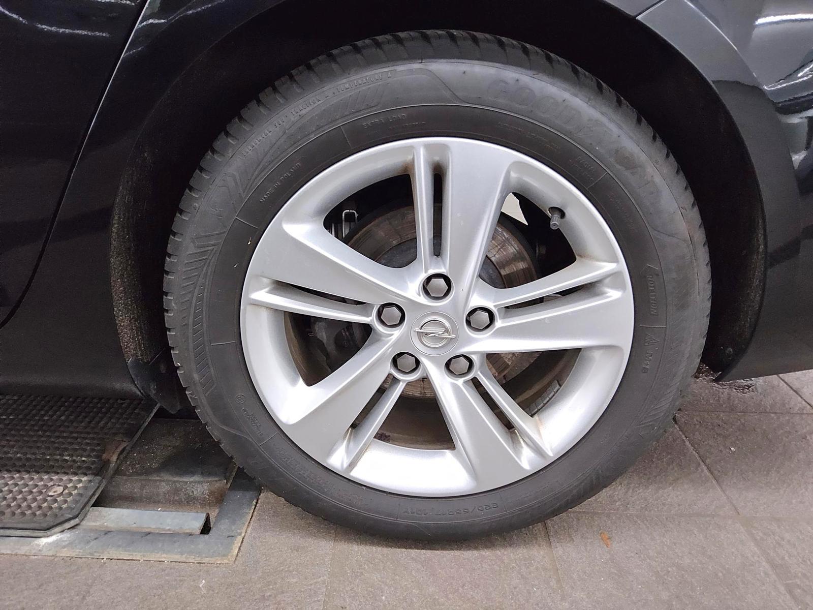 Opel Insignia ST 1.5 D Business Ed. Navi LED RfK AHK