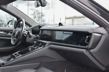 Porsche Panamera - 11