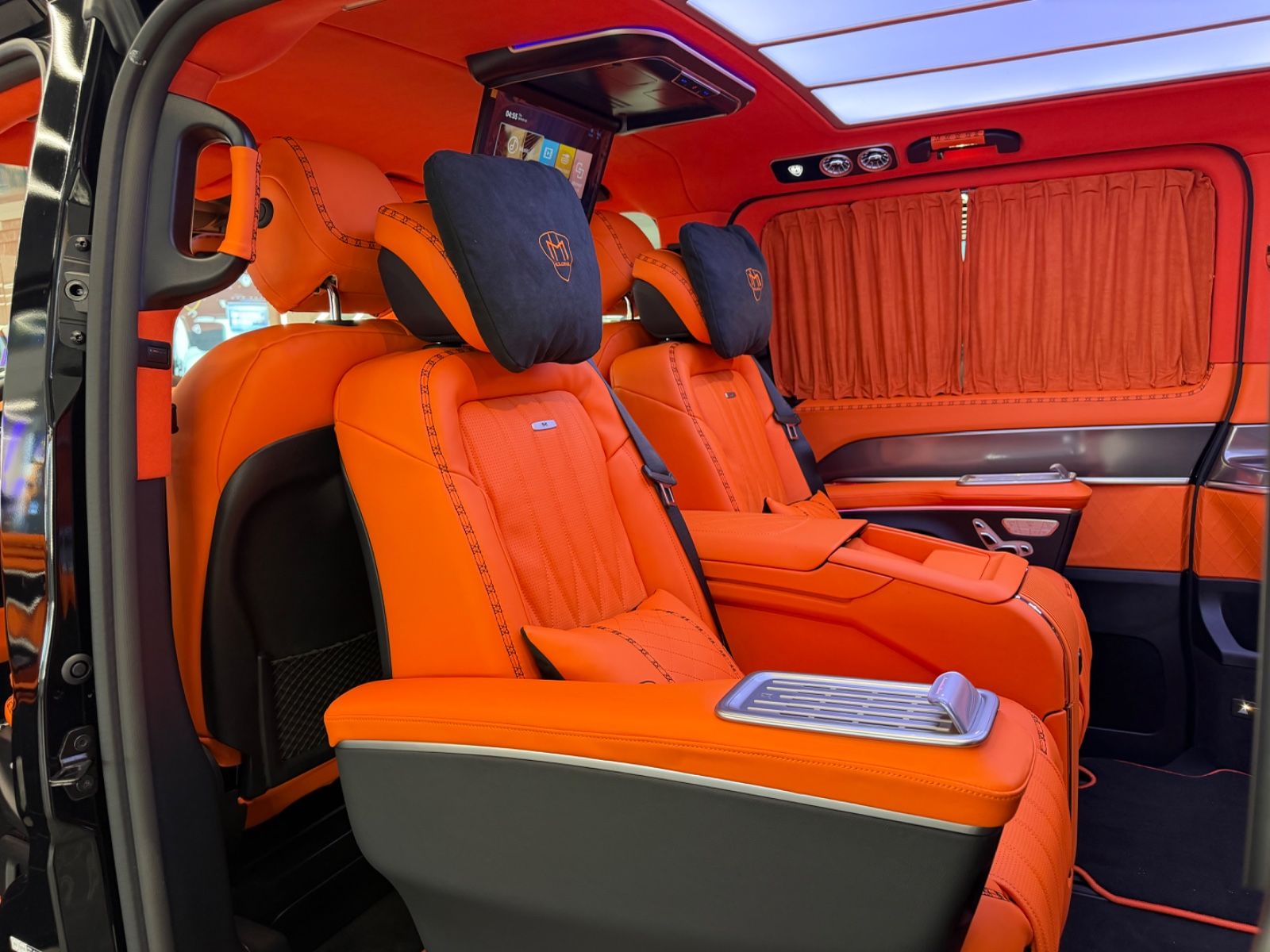 Mercedes-Benz LUXURY  NEW DESIGN ORANGE 2026 Diesel imagem 3