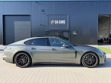 Porsche Panamera - 11