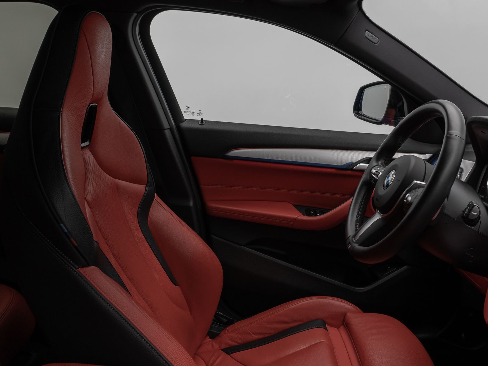 Fahrzeugabbildung BMW X2 sD18d M Sport Kamera HUD DAB HiFi Komfort 19"