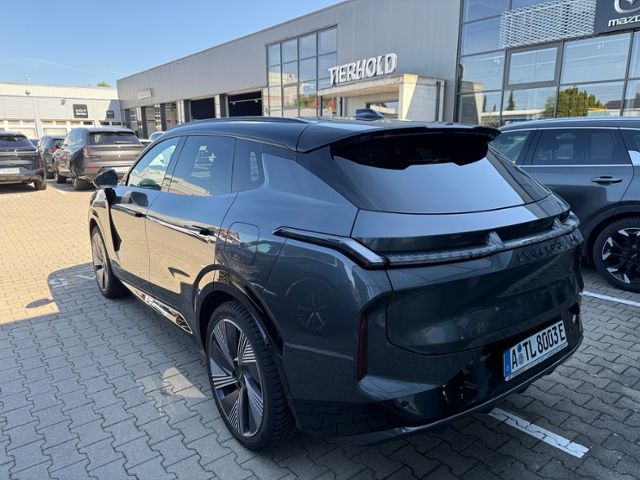 Lynk & Co 08