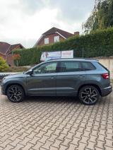 Skoda Karoq 2.0l TDI DSG 4x4 SPORTLINE 4x4 - Skoda Karoq: Von Privat
