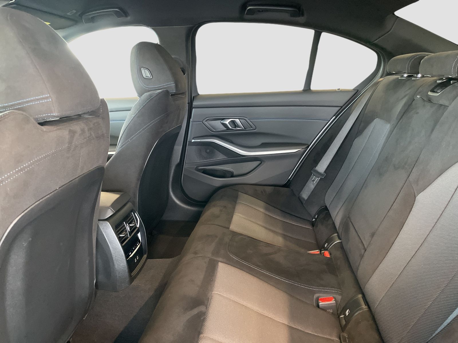 BMW 320 - Bild 13