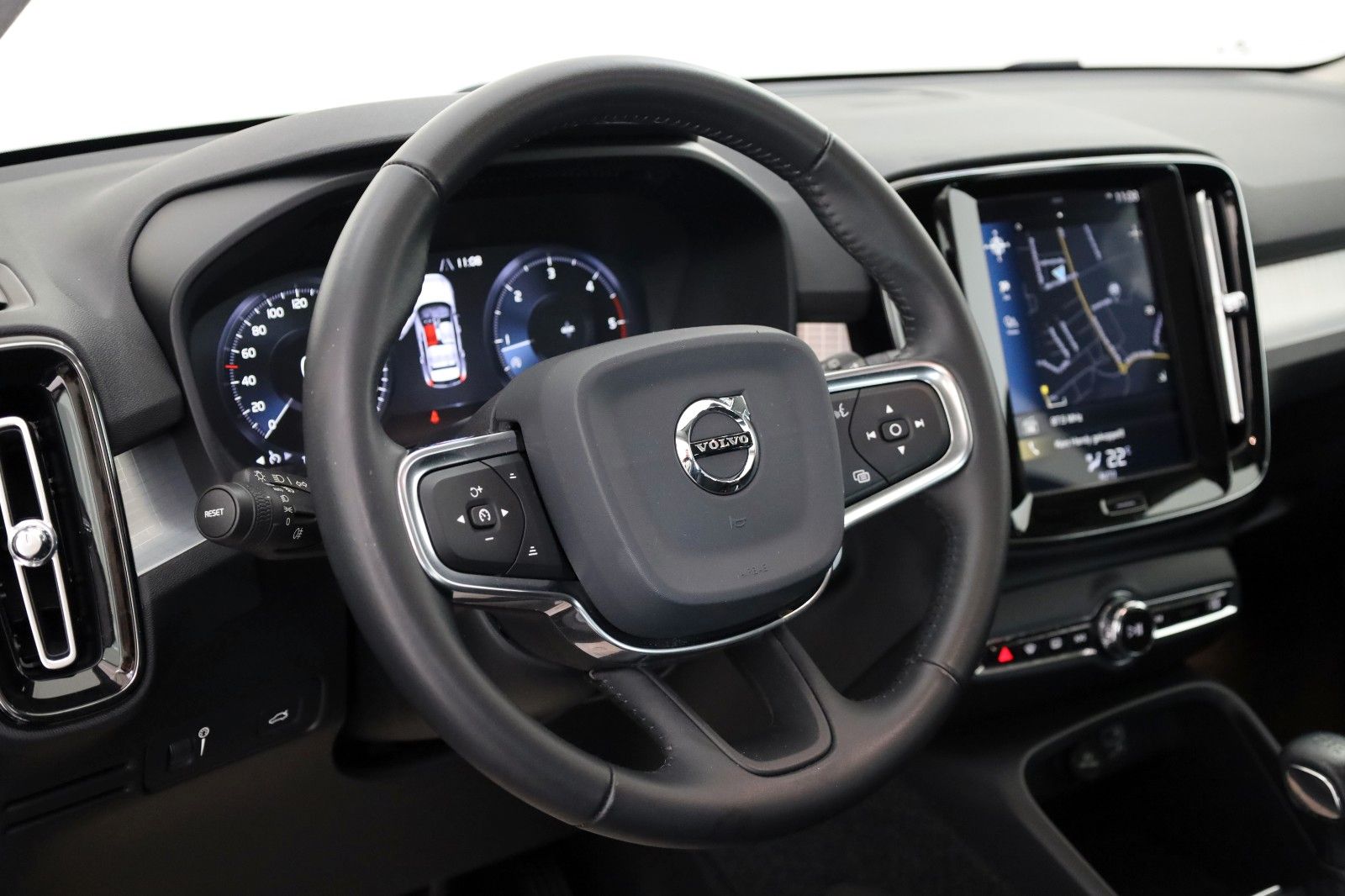 Fahrzeugabbildung Volvo XC40 Momentum Pro,Navi,LED,PDC,Carplay