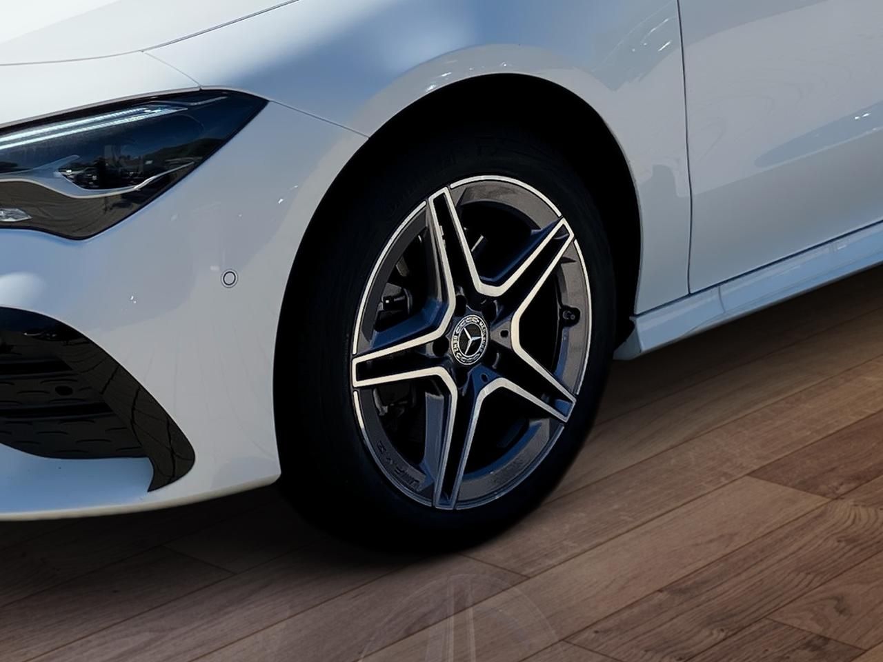 Fahrzeugabbildung Mercedes-Benz CLA 250 e SB AMG+AHK+LENKRADHEIZ+KAMERA+LED+
