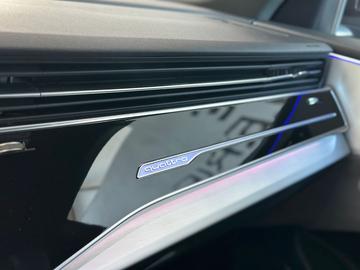 2019 AUDI Q8 — миниатюра 29