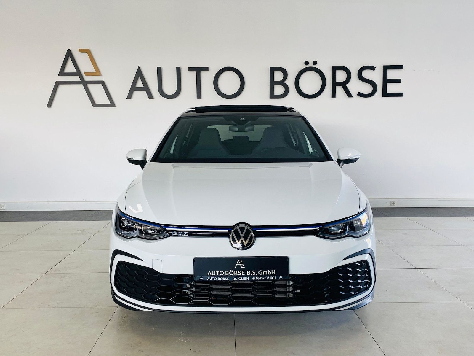Volkswagen Golf VIII GTE DSG PANO*STH*ACC*MATRIX*CAM* imagem 3