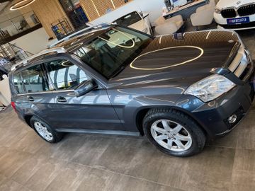 MYAUTOCENTER – Gebraucht- und Jahreswagen mit Werkstattservice in Pfaffenhofen Mercedes-Benz GLK 350 CDI 4Matic *Navi*Klima*AHK*SHZ*