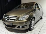Mercedes-Benz B 200 Sport *T.LEDER*MFL*17-ZOLL*1.HAND* - gebrauchte Mercedes-Benz B 200 aus dem Jahr 2008