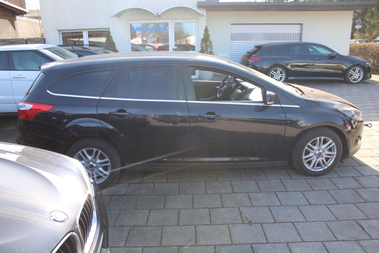 Ford Focus 2013 — photo 14
