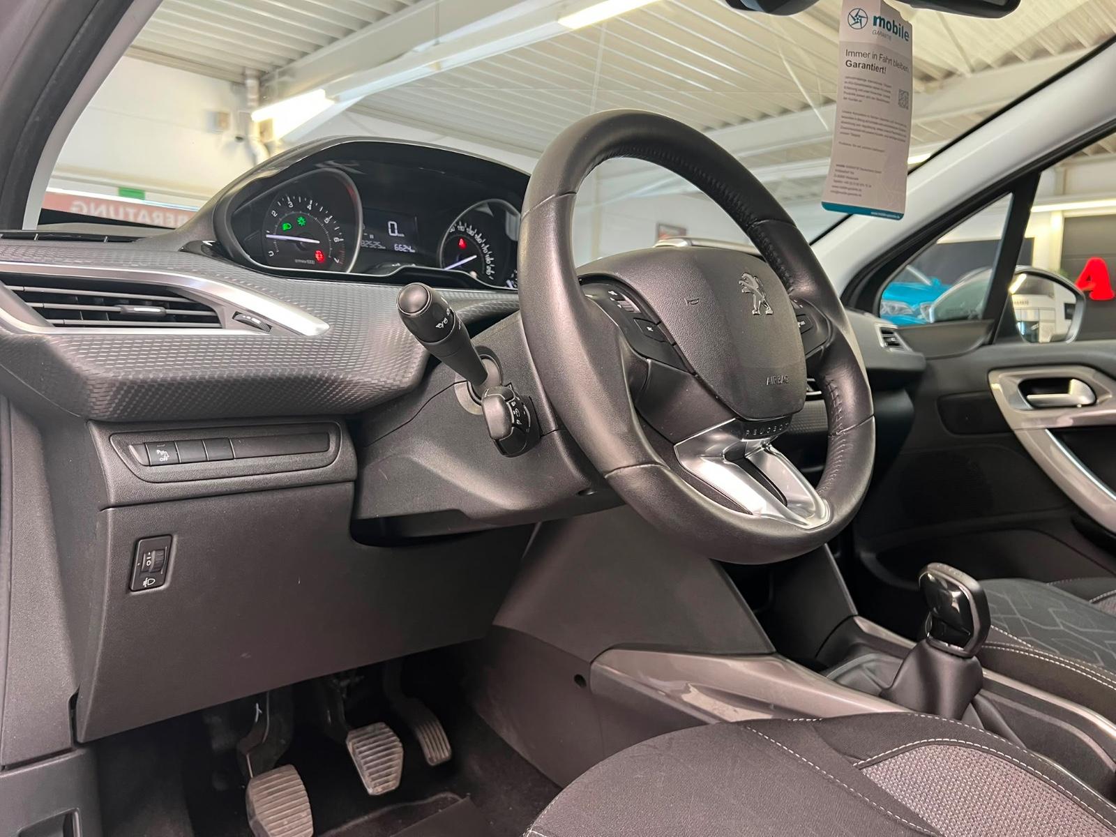 Peugeot 2008 Active Klima/Multi/1-HAND/**82.000KM**/TOP