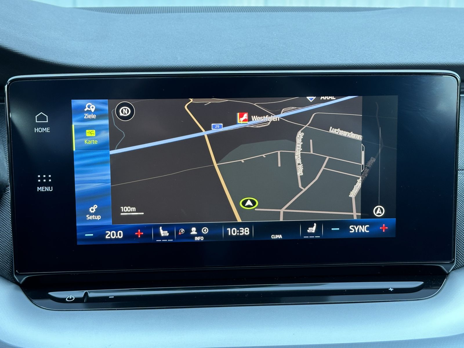 Fahrzeugabbildung SKODA Octavia Combi 2.0 TDI DSG FiEdition NAV+LED+PANO