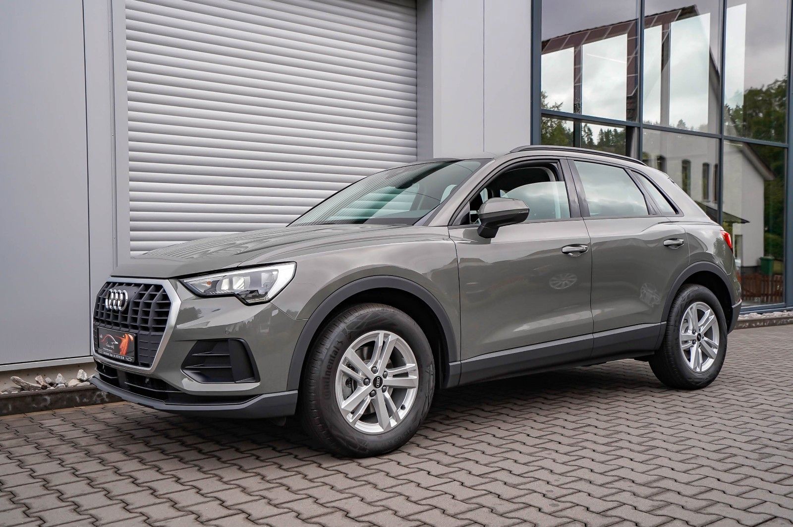 Audi Q3 35 TFSI S-Tronic Navi,LED,LM17