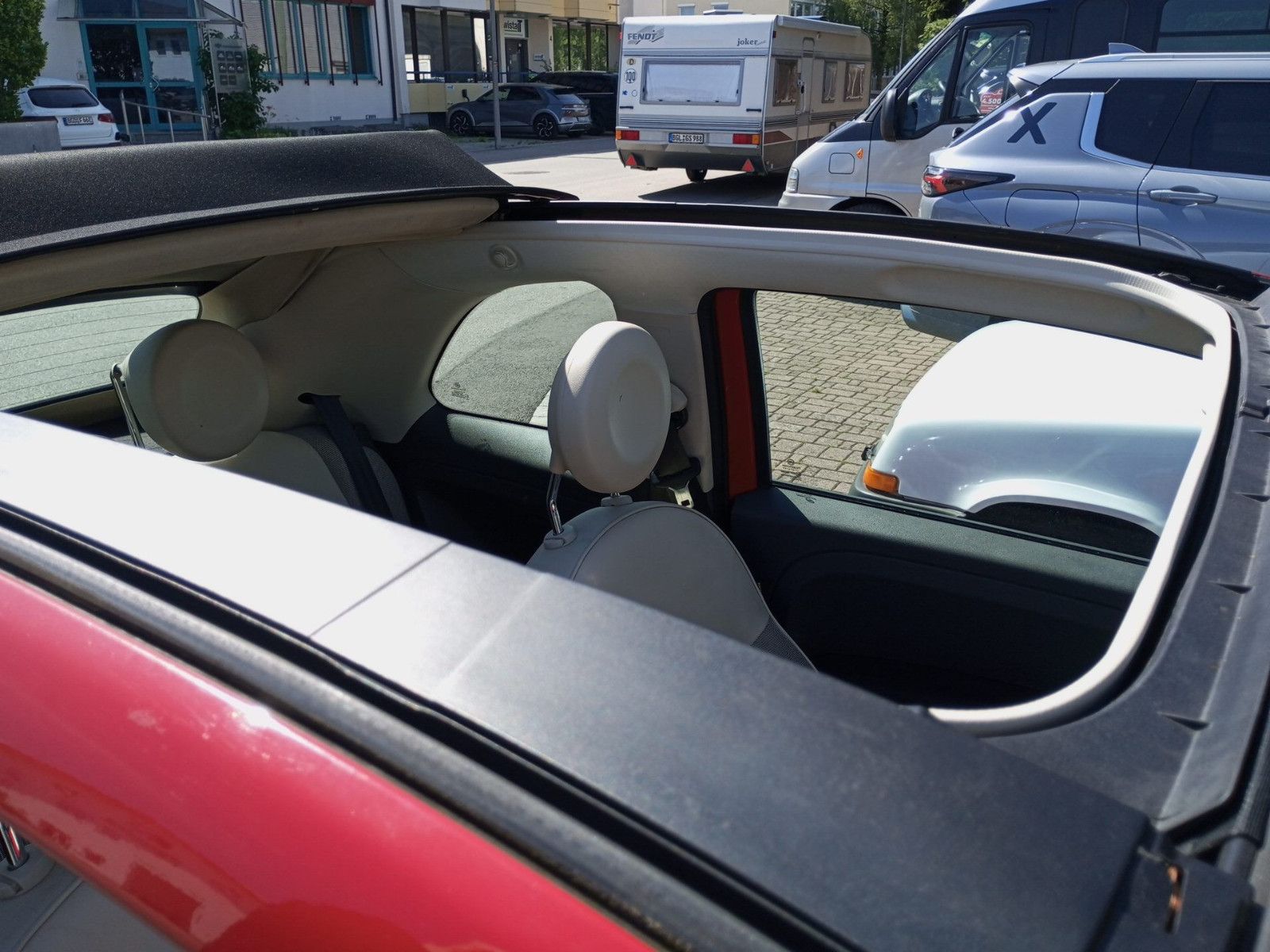 Fahrzeugabbildung Fiat 500C 1,2 Lounge Klima PDC Alu